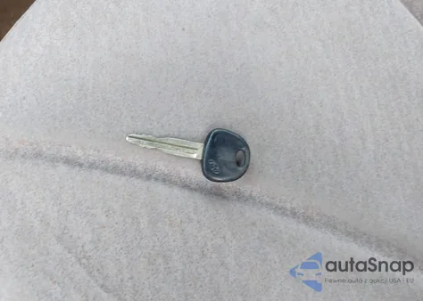 1997 Hyundai Elantra Gls из США, поврежденный, VIN KMHJW34M8VU087076